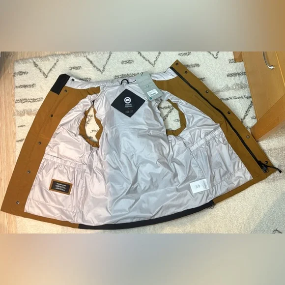 Canada Goose Regeneration Freestyle Vest - Picture 10 of 14